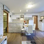 Mistral - Cosy With Sea View