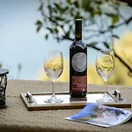 Mistral - Cosy With Sea View Apartment