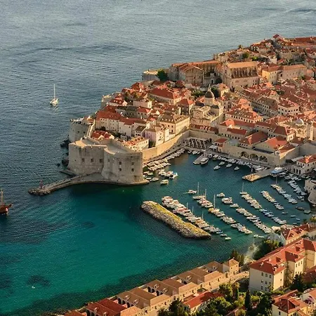 Mistral - Cosy With Sea View Molunat
