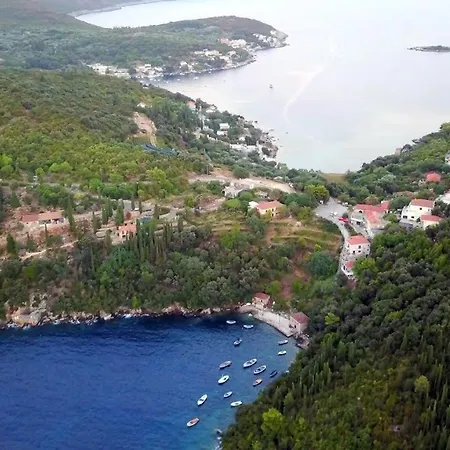 Апартаменты Mistral - Cosy With Sea View *