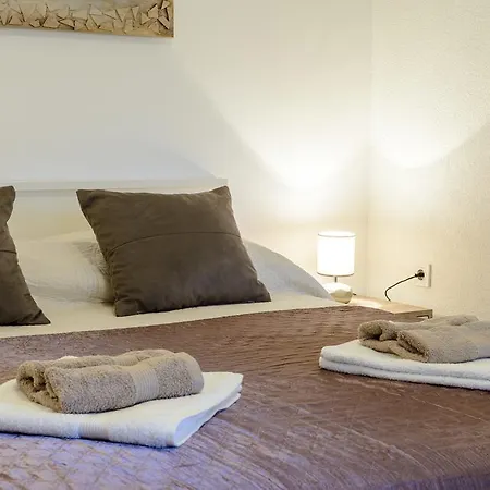 Mistral - Cosy With Sea View *