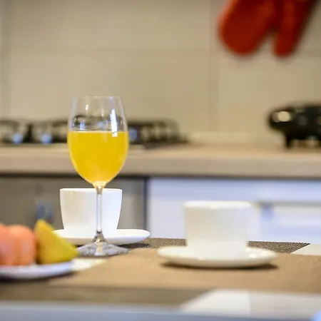 Апартаменты Mistral - Cosy With Sea View *